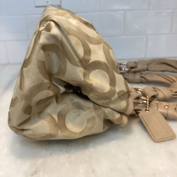 Coach Signature Logo Parker Optic Art Kisslock Satchel Shoulder Bag - Picture 6 of 15